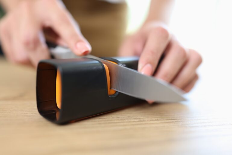 Stuff we like: Work Sharp Knife and Tool Sharpener - Cottage Life