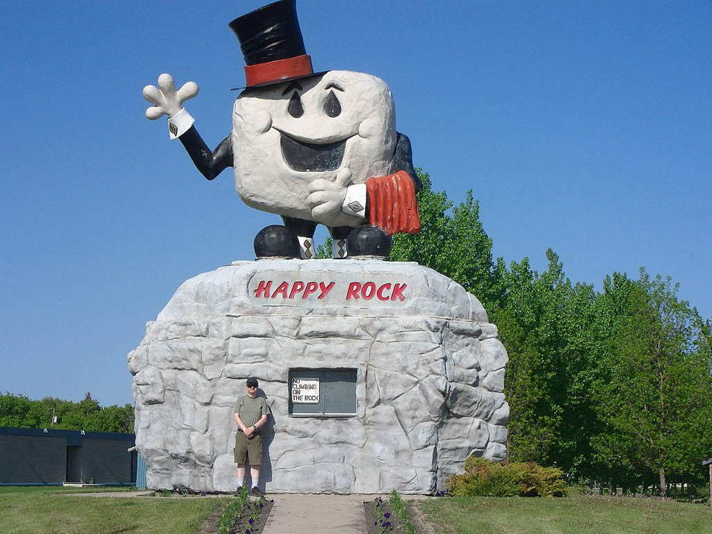 “Happy Rock” in Gladstone, Manitoba