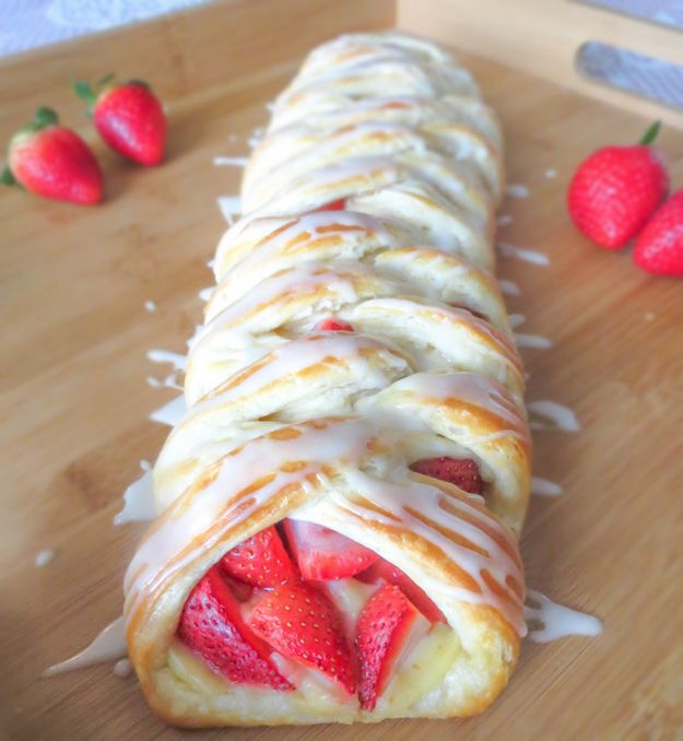 Strawberry danish bread