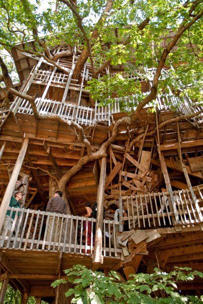 World’s Largest Treehouse: Minister’s Treehouse