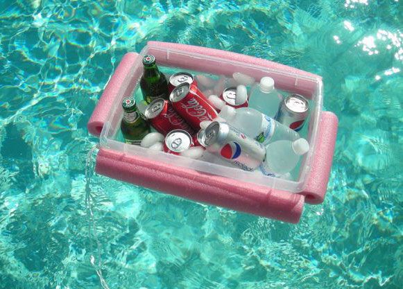 Noodle beverage boat