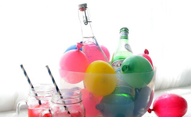 Water balloon ice bucket