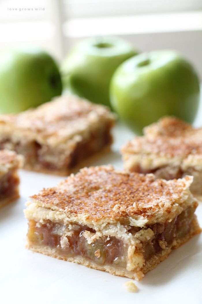Apple pie bars