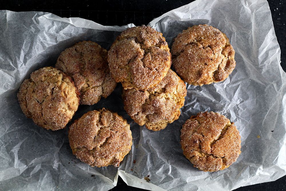 Caramel apple pie biscuits