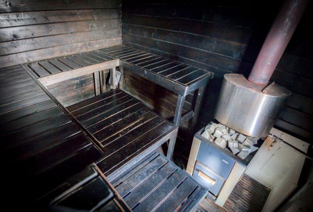 Saunalautta houseboat