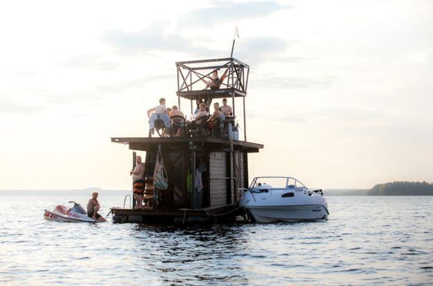 Saunalautta houseboat