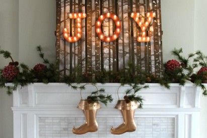 Highlight a festive phrase