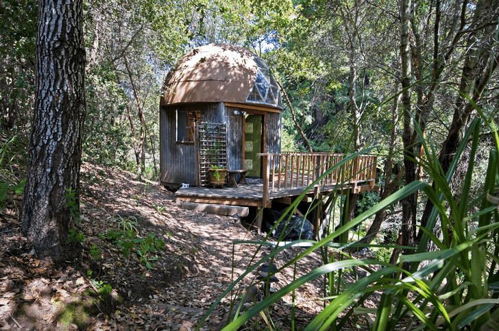 Mushroom-dome cabin in Central California