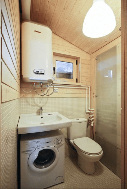 Cabin bathroom