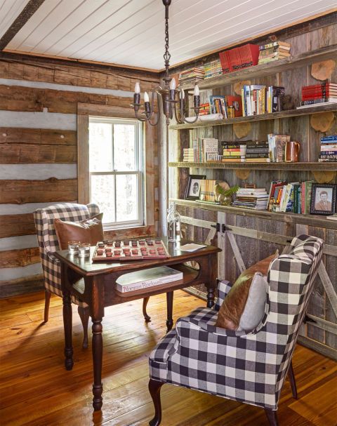 A view of the cabin's library.