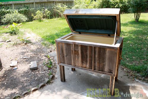 Wooden cooler