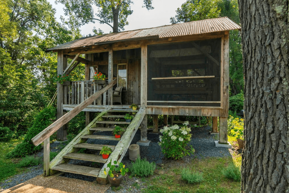 Waupoos cottage