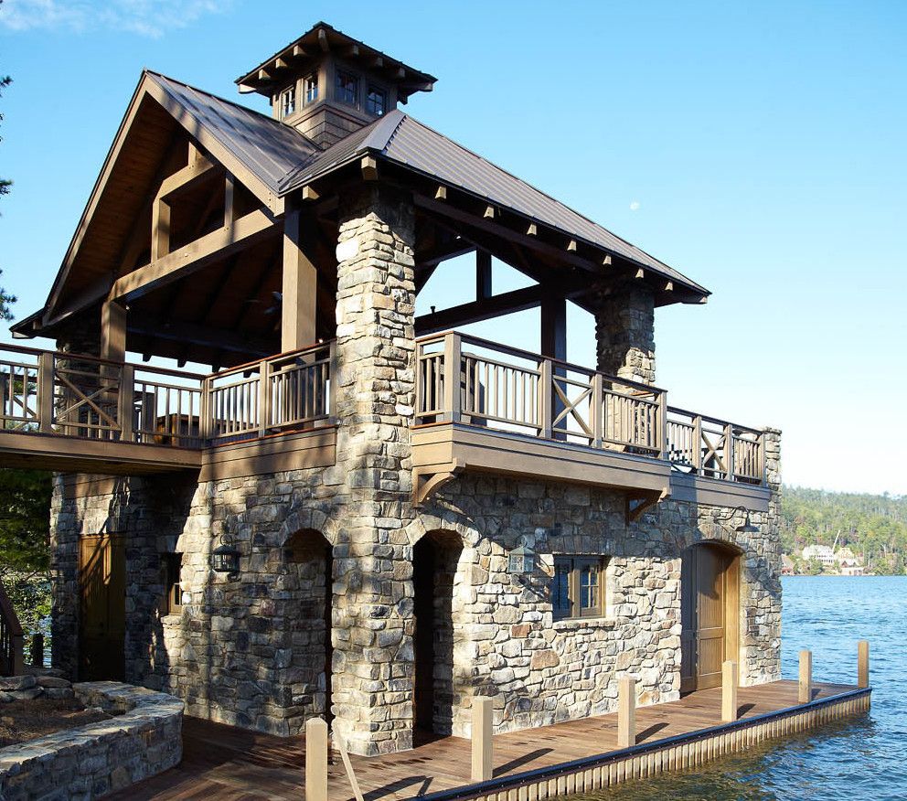 House-like boathouse