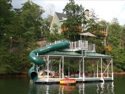 Extreme docks and boathouses