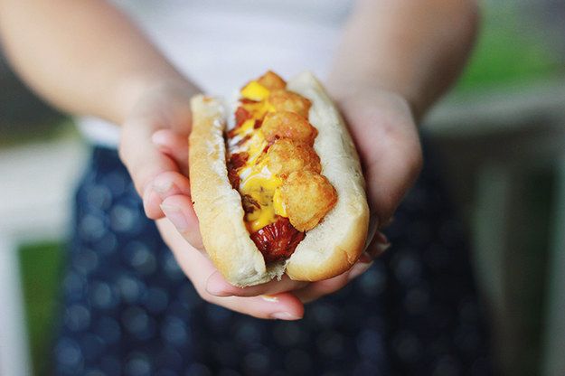 Tater tot hot dog