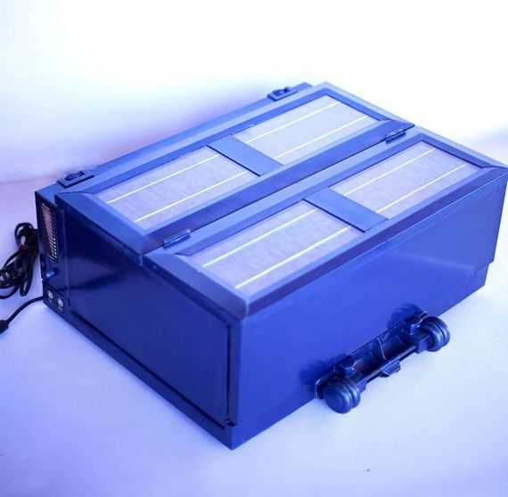 Solar-powered fridge