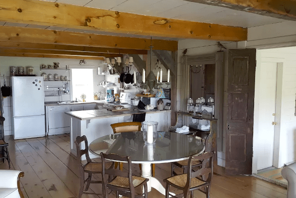 Cressy Longhouse