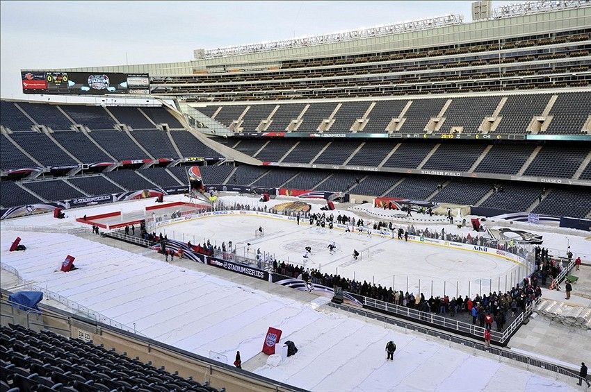 Outdoor hockey game