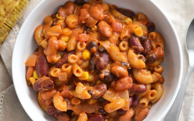 Mac-and-cheese chili