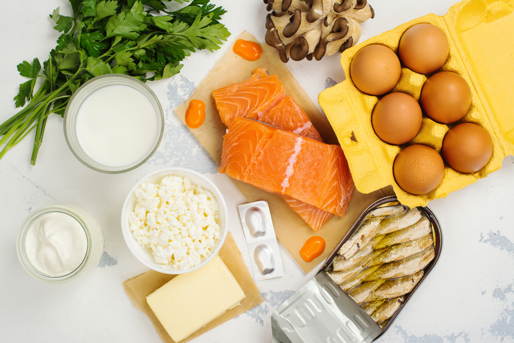 Food that contains calcium and vitamin D: milk, cheese, eggs, mushrooms, sardines.