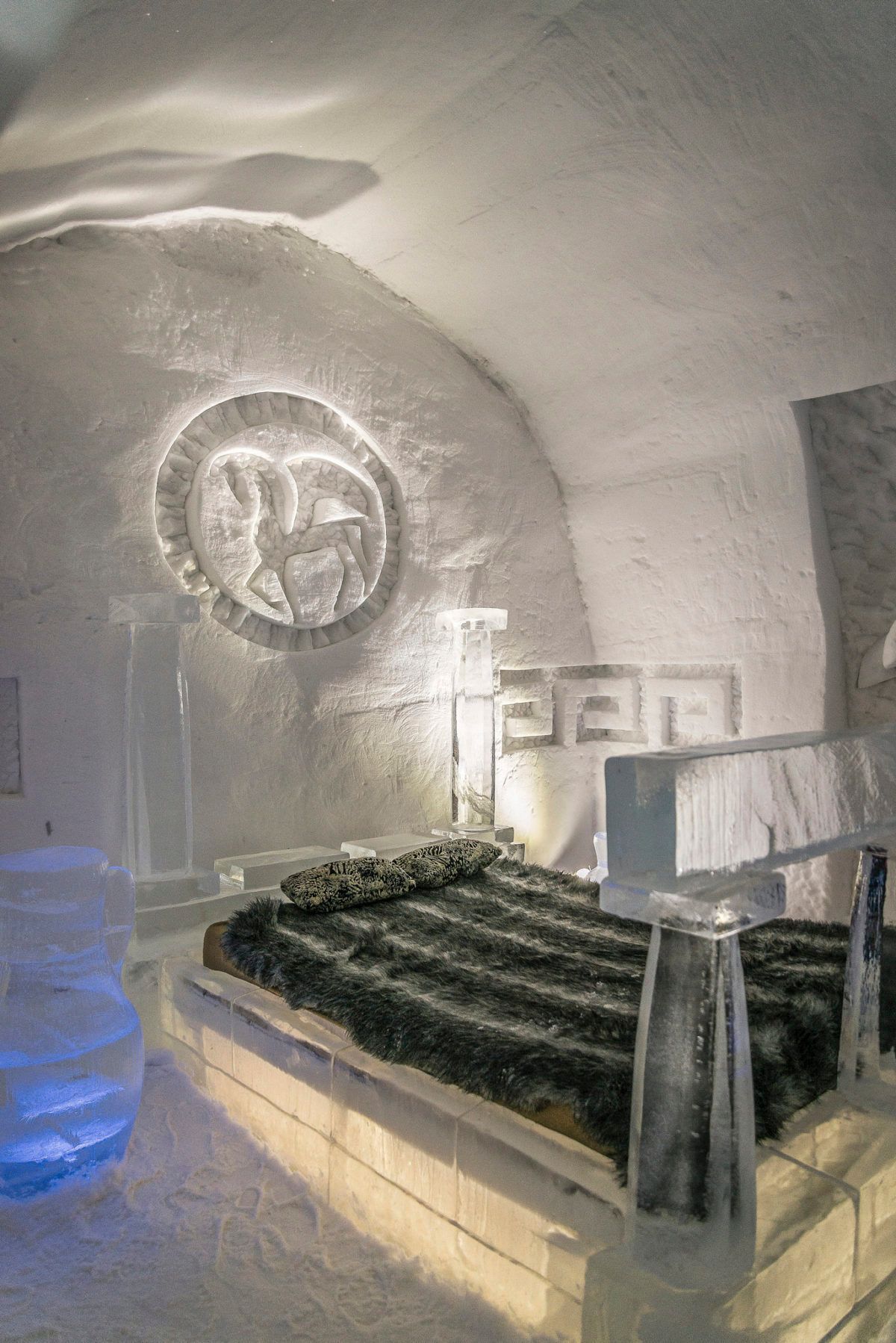 Bedroom at the ice hotel