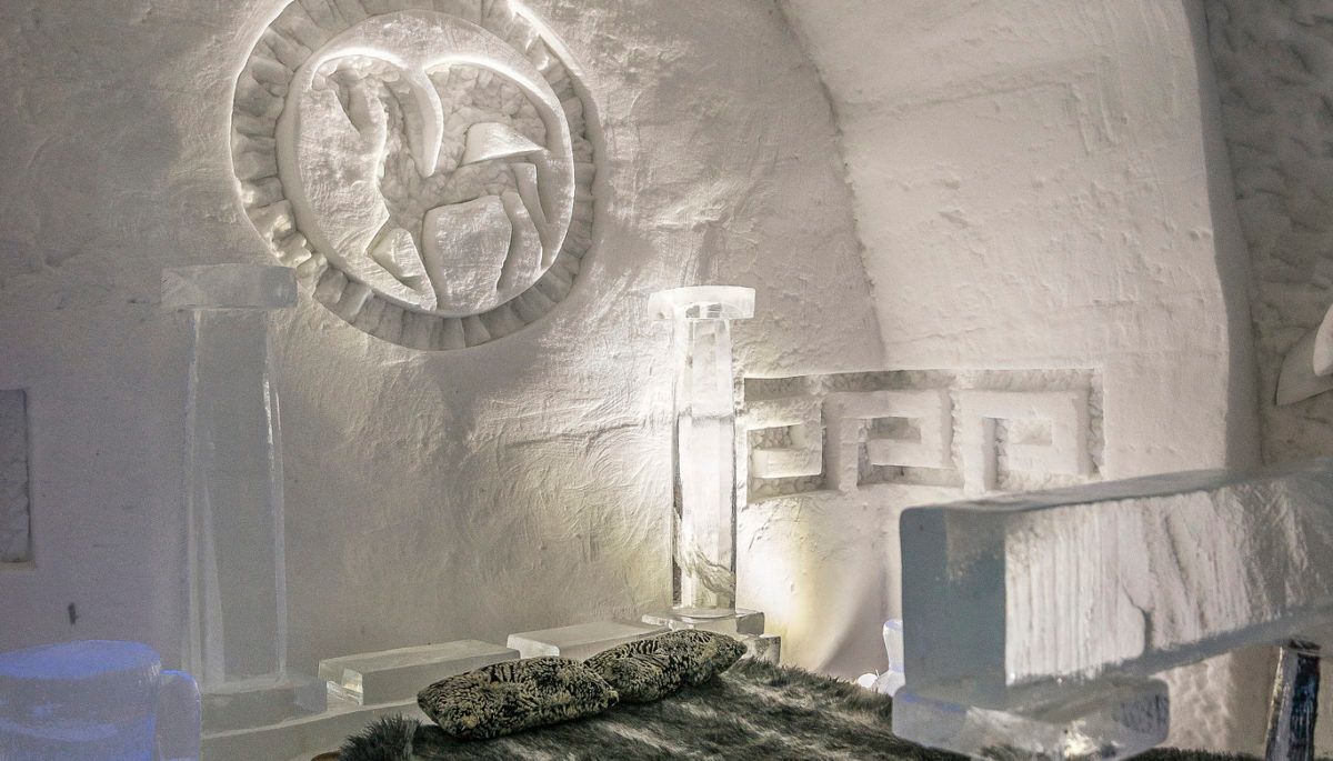 Bedroom at the ice hotel