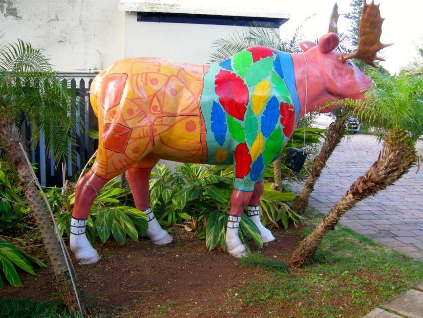 moose sculpture bermuda