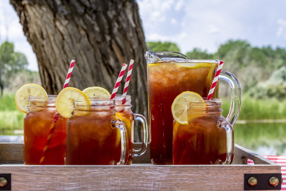 Pitcher and glasses of iced tea