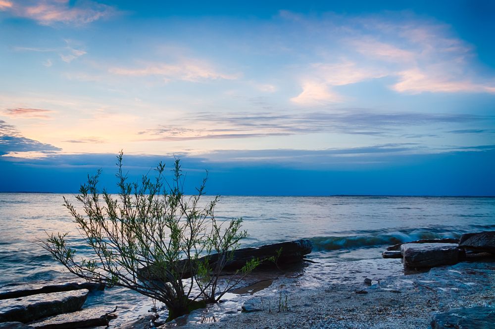 Sunset from the shores of Kelleys Island over Lake Erie in Ohio