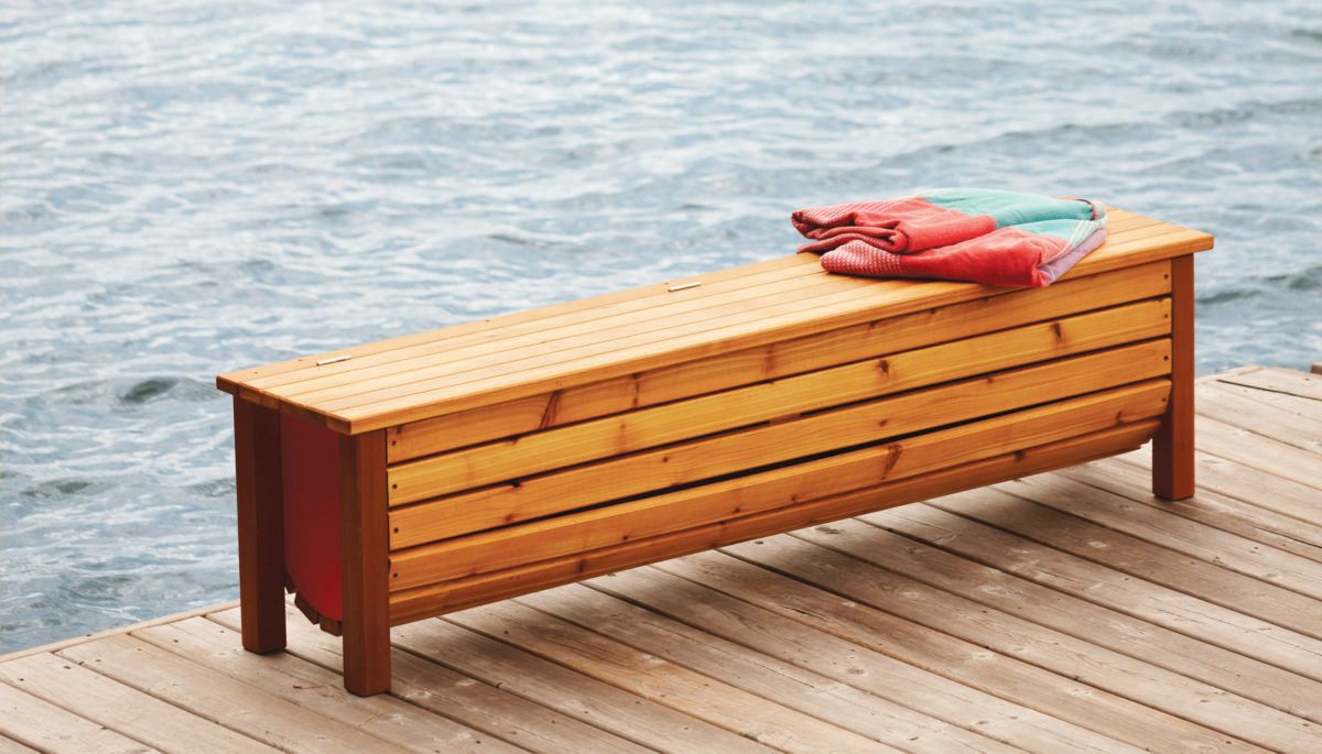 organizer-cum-bench-on-a-dock