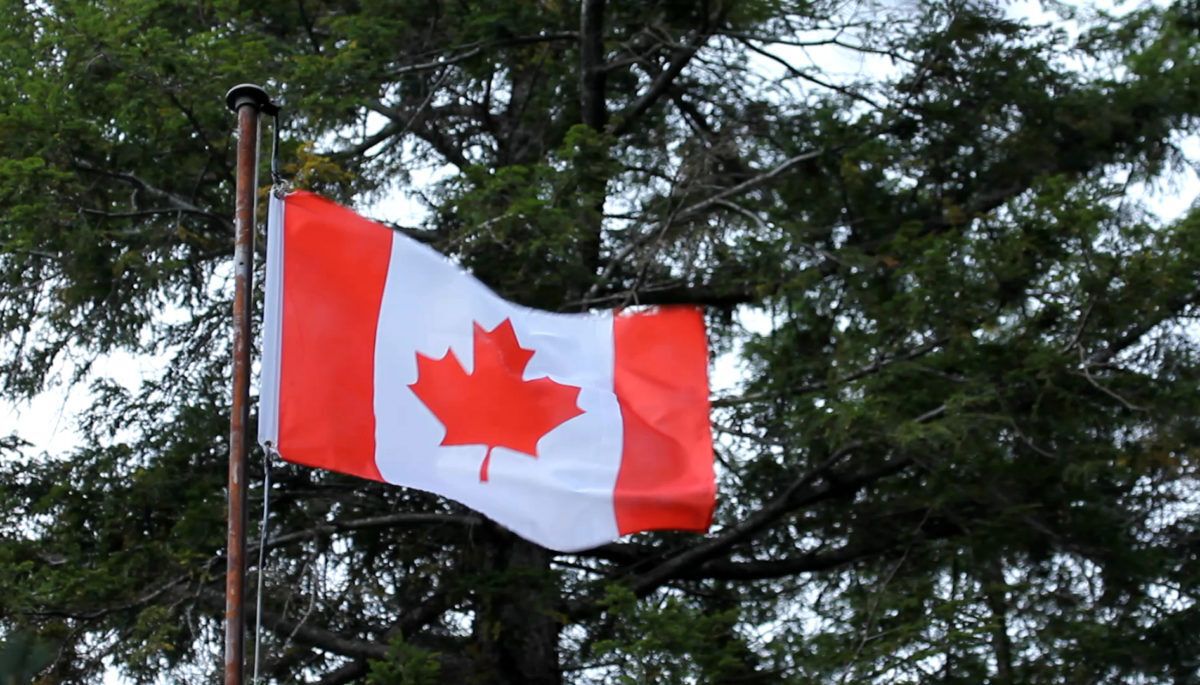 canadian-maple-flag-flying