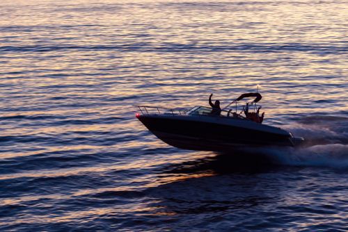 boating-at-dusk