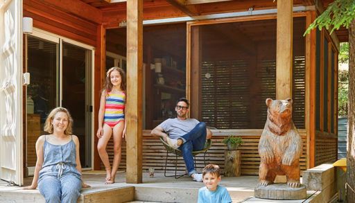 family-shipping-container-cottage