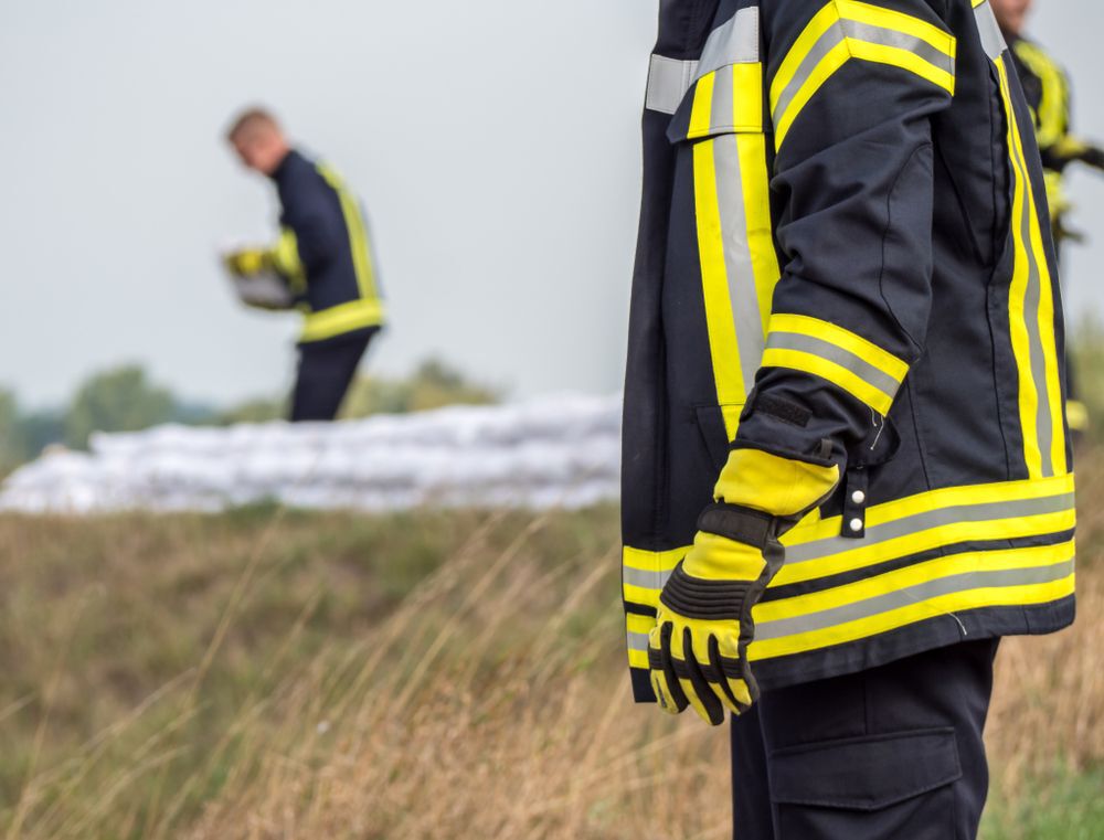 Emergency personnel sandbagging