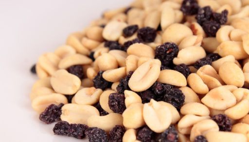 peanuts and raisins