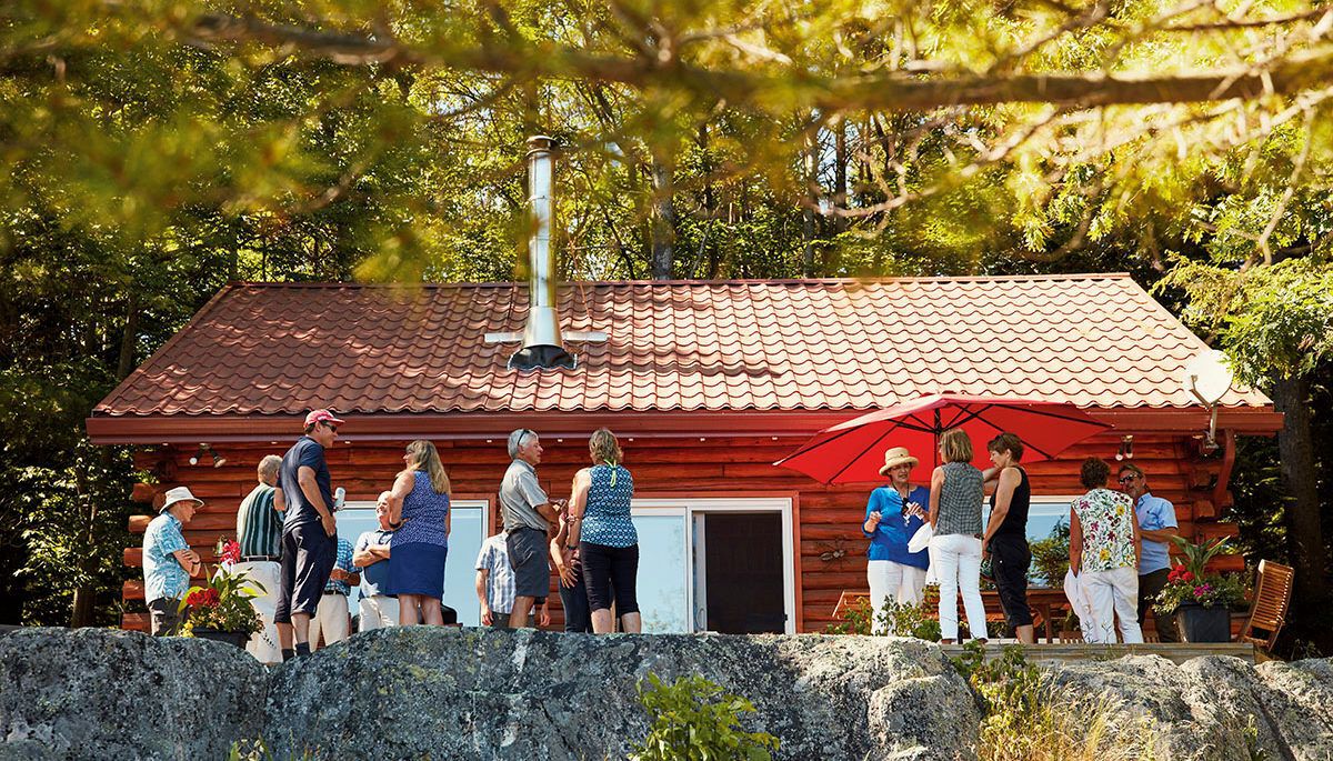Mystery dinner dock party