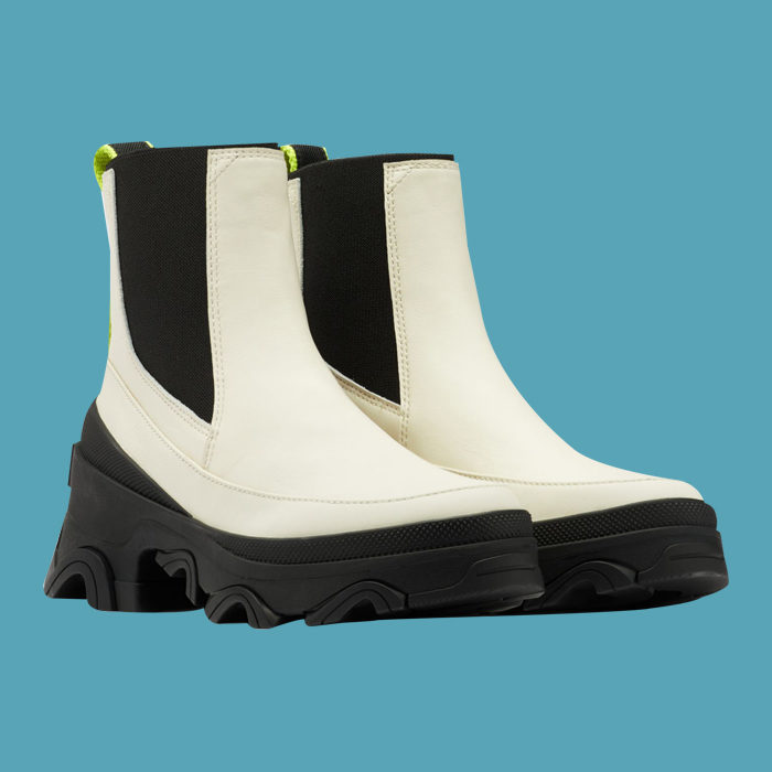 white chelsea boots fall