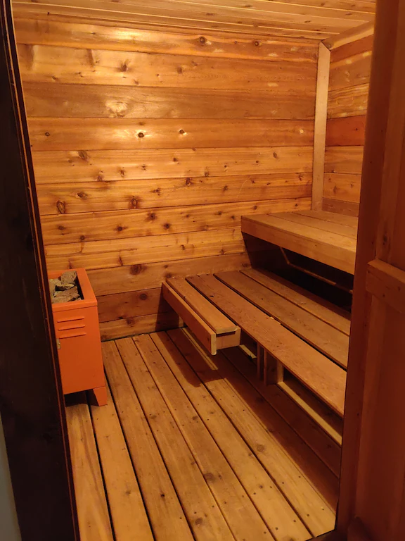 Cottage sauna