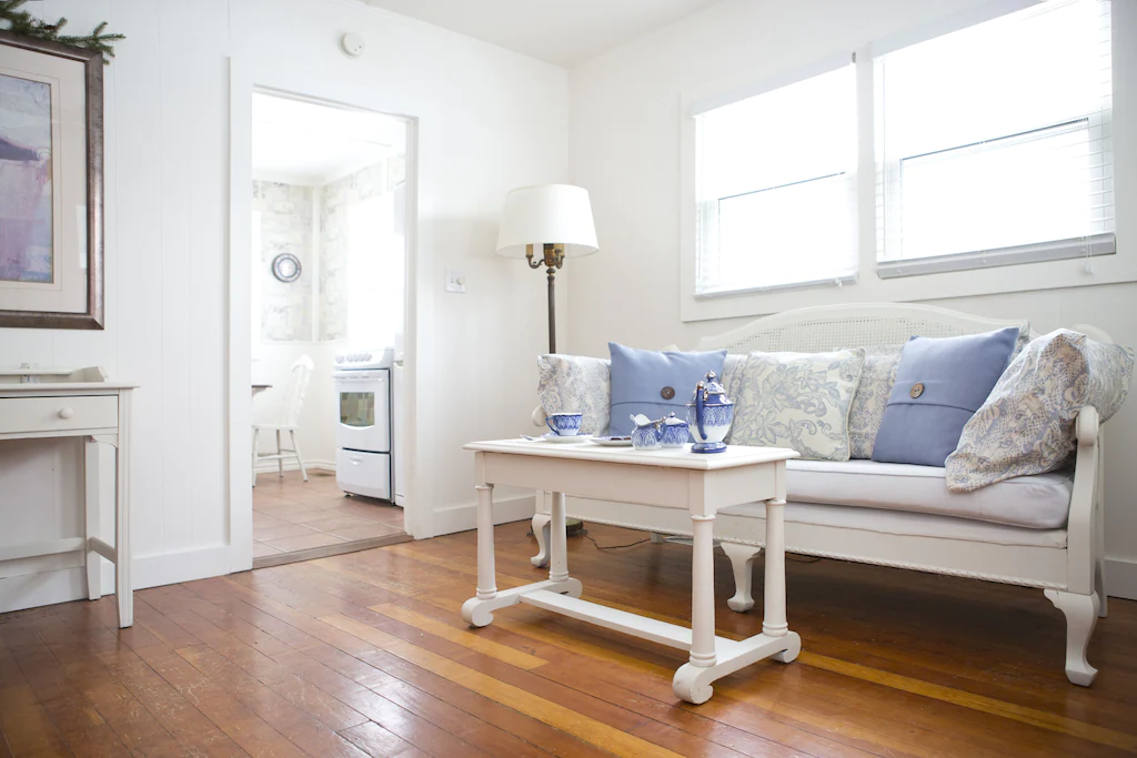 Cottage living room