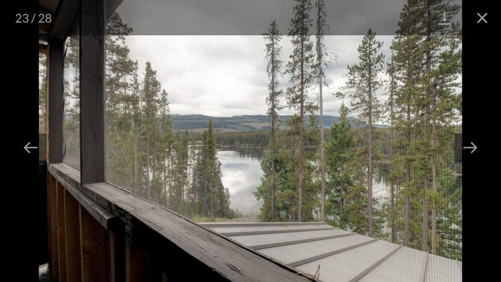 Cottage exterior porch
