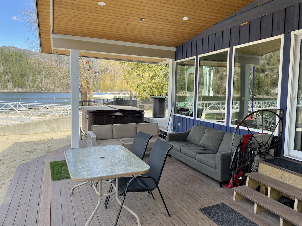 Cottage Deck
