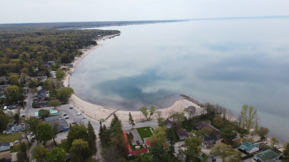 Aerial photo of Tiny