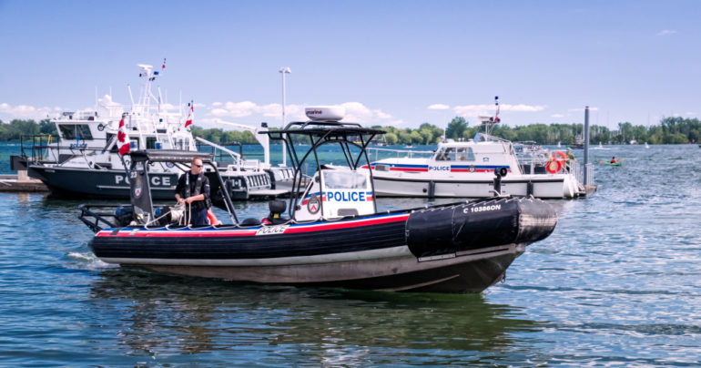 Man drowns in Lake Ontario after falling off tour boat - Cottage Life