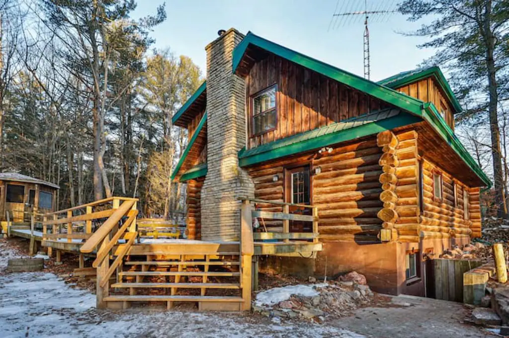 Log cabin exterior