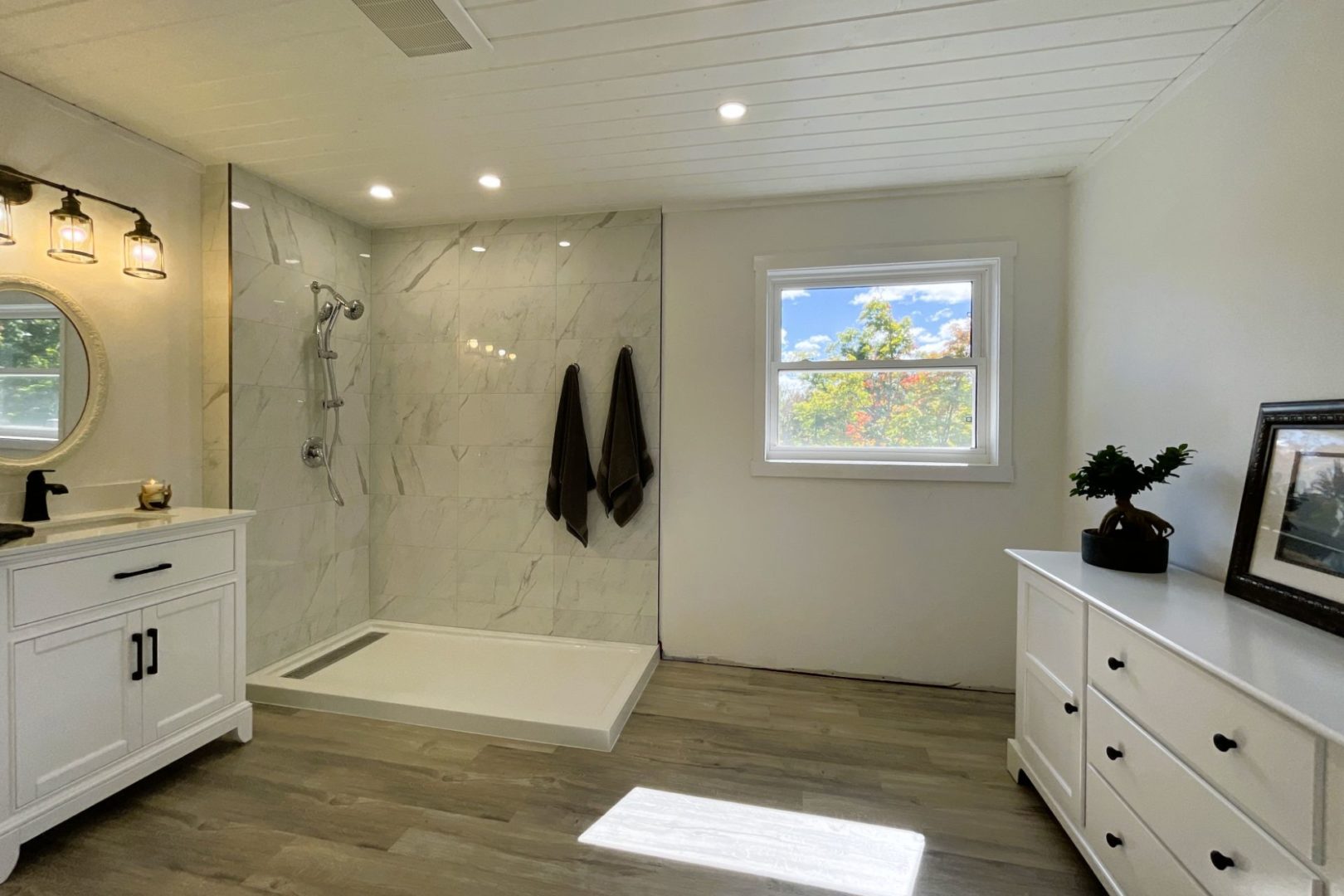 spacious bathroom 2 with shower stall