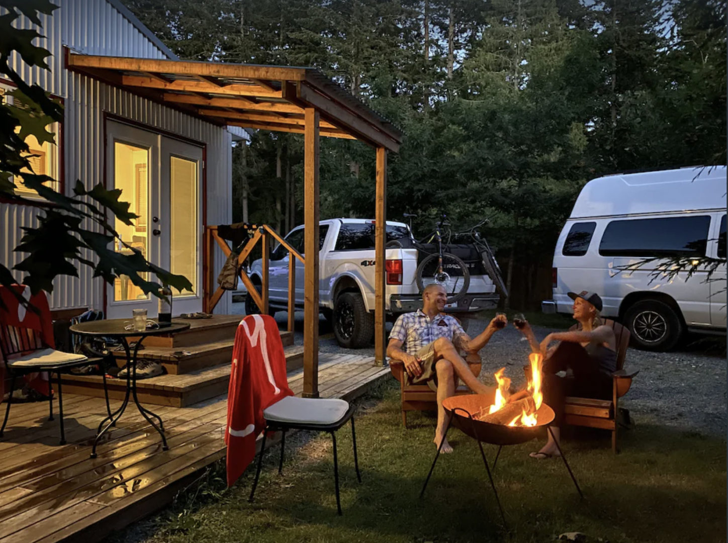 westwood lake nanaimo tiny home rental