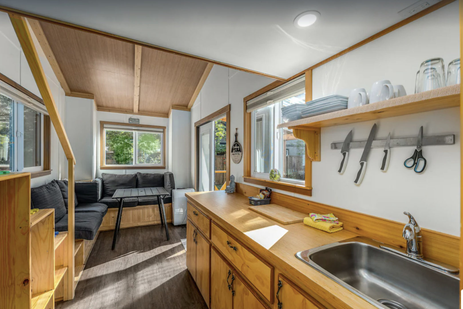 westwood lake nanaimo tiny home rental