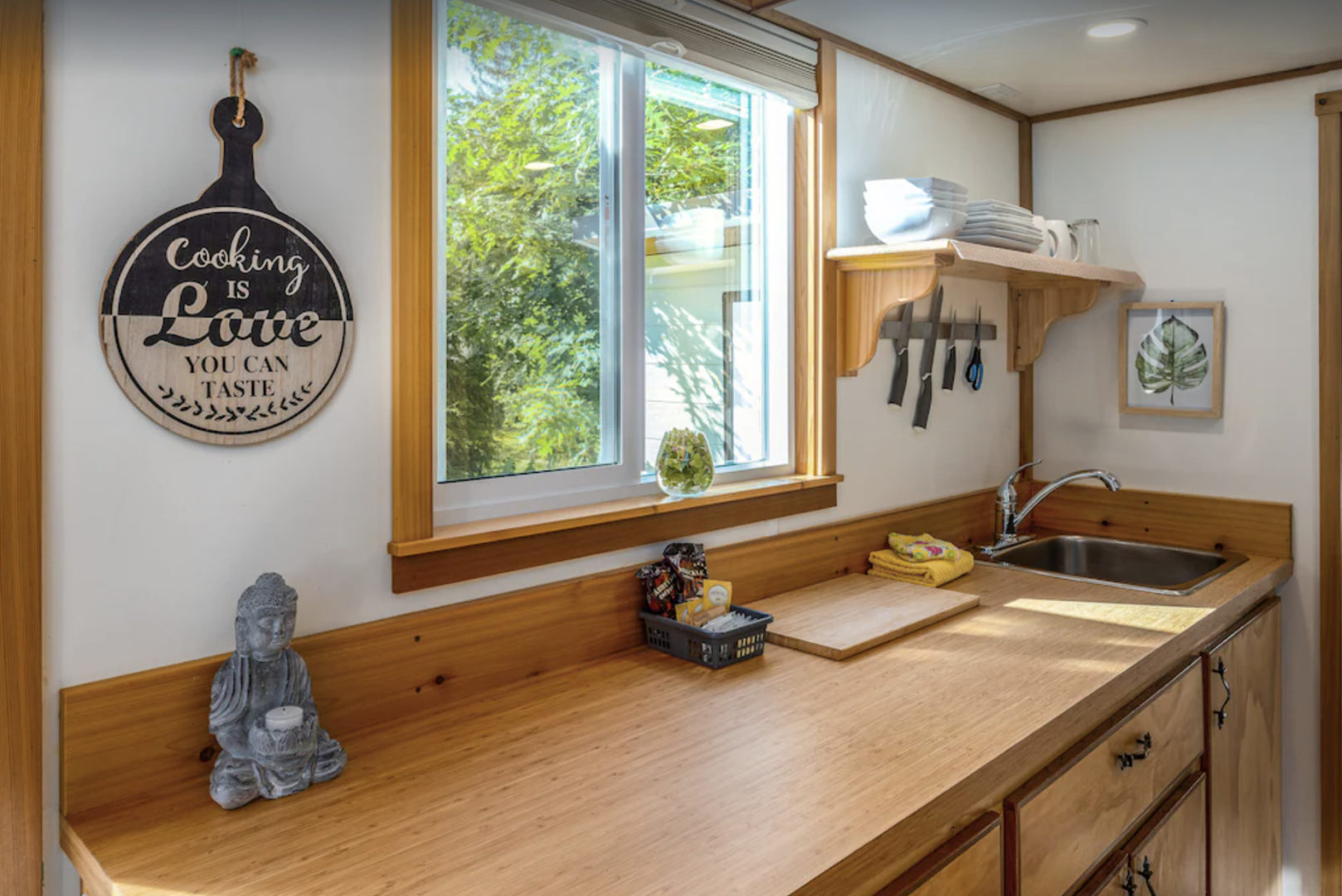 westwood lake nanaimo tiny home rental