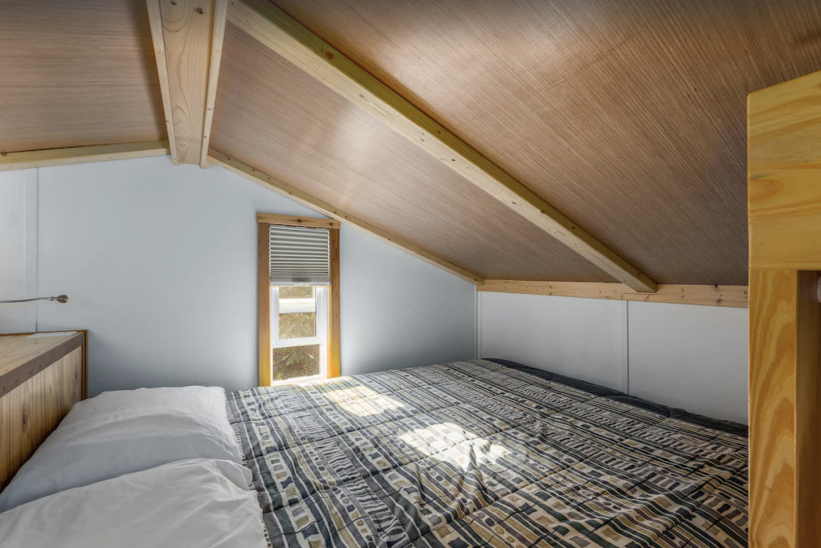 westwood lake nanaimo tiny home rental