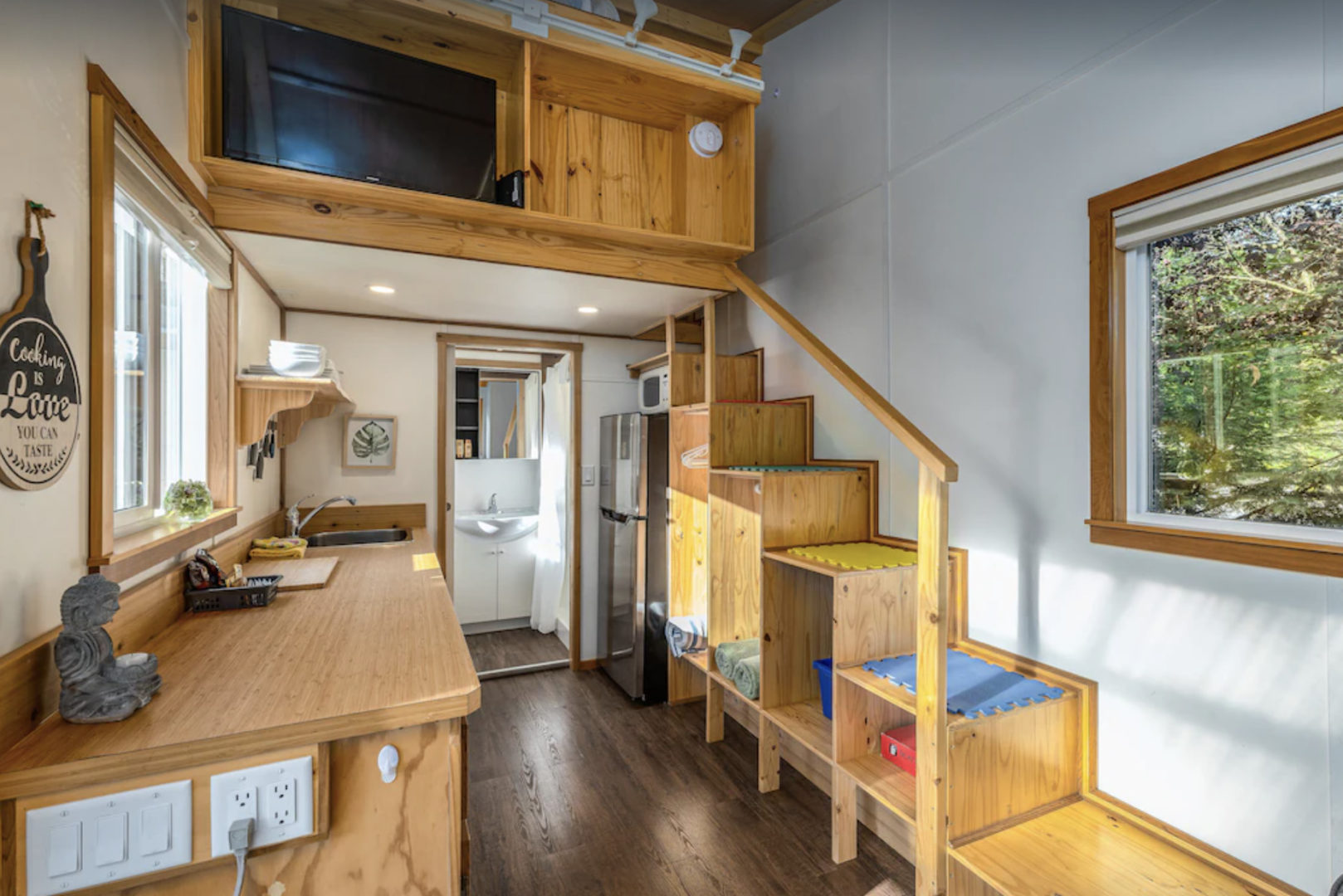 westwood lake nanaimo tiny home rental